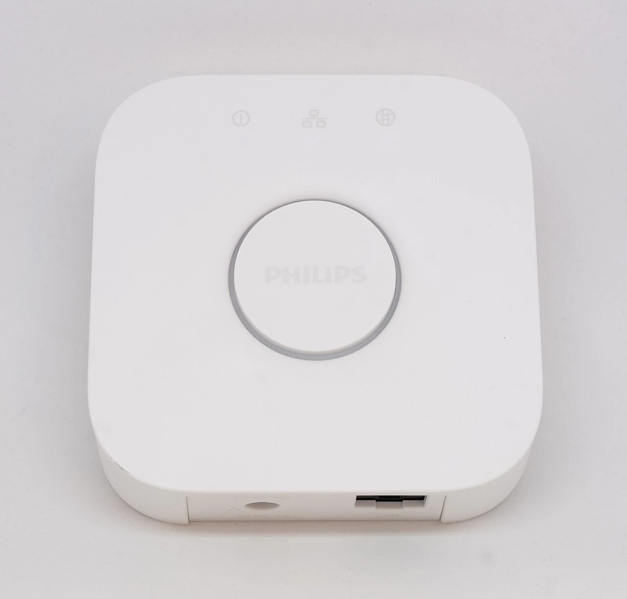 The standard square Philips Hue Bridge.